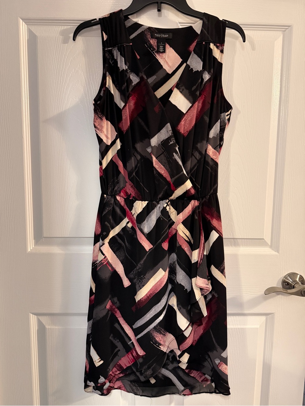 White House Black Market Black Sleeveless Brushstroke Print Wrap Dress